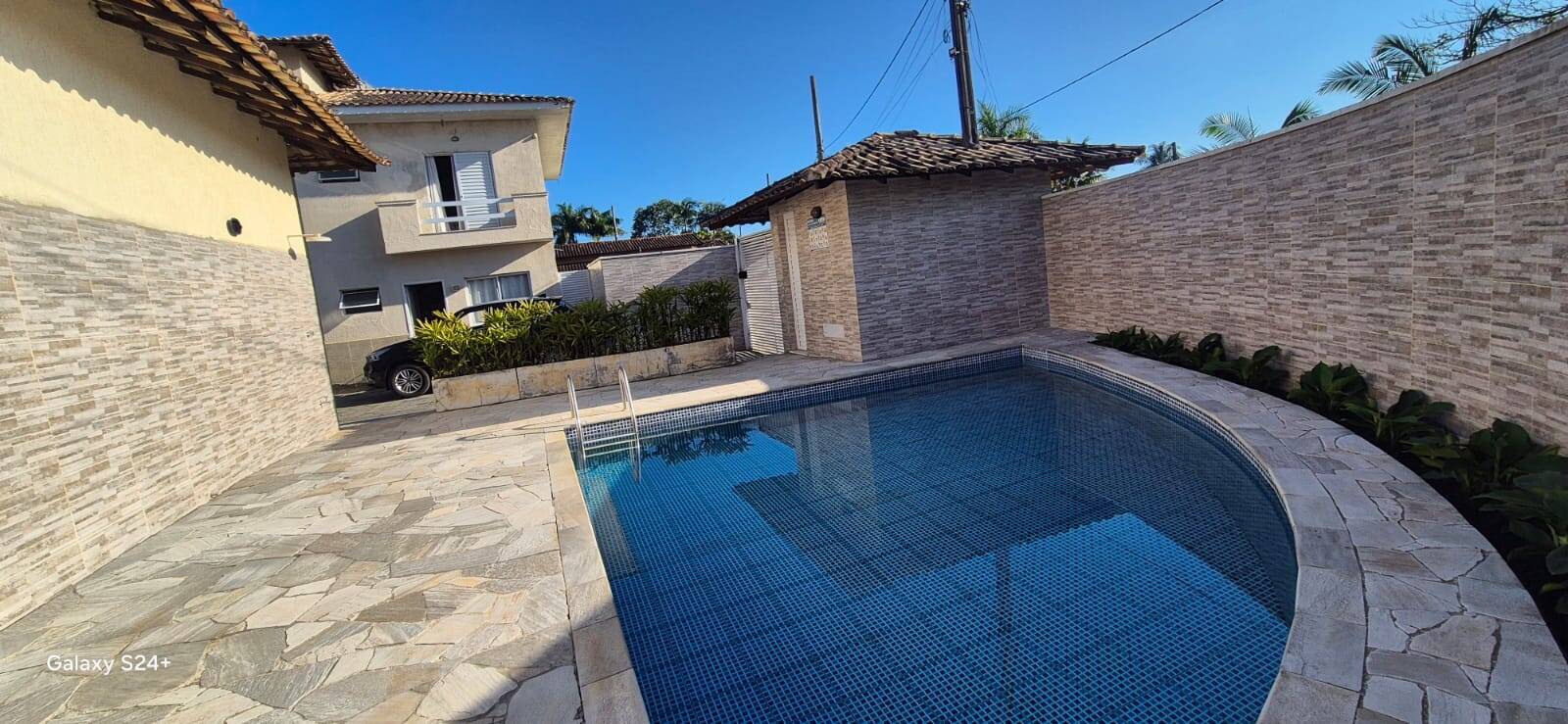 #512 - Apartamento para Venda em Bertioga - SP